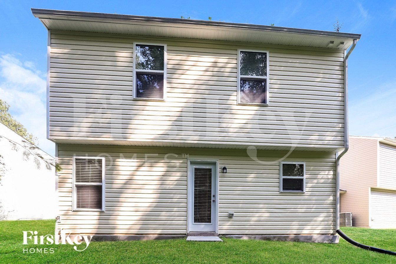 Building Photo - 2202 Matthew Oaks Ct