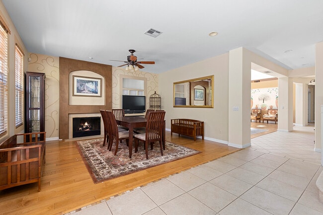 Building Photo - 16263 Lone Bluff Ct