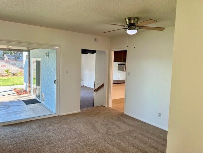 Building Photo - GREAT 3BD HOUSE WITH INCREDIBLE OUTDOOR SPACE!