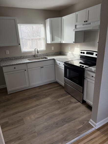 Building Photo - 1907 N Madison Ave