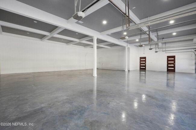 Building Photo - 1450 Wentworth Ave