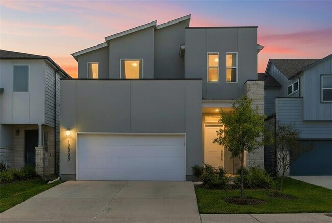 Building Photo - 17303 Emperador Dr