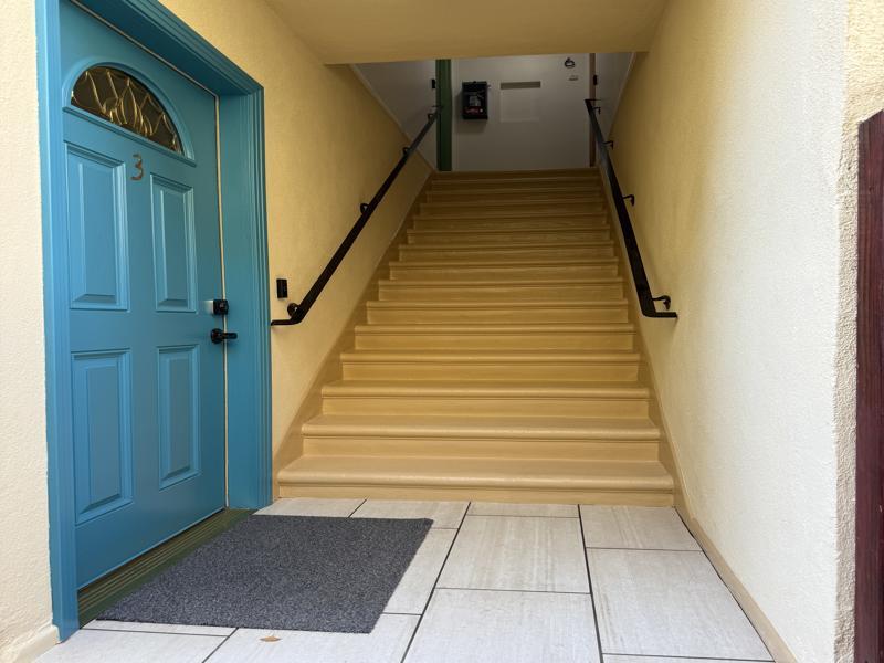 Stairway leading to unit - 1533 Princeton St