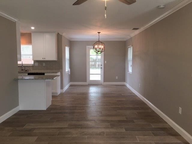 Building Photo - 2111 Biscayne Dr