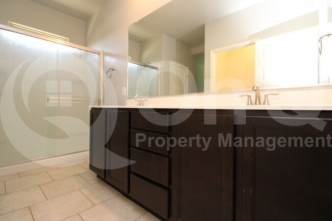 Building Photo - 11561 West Tom Henry Way