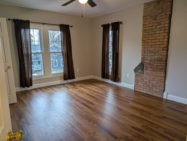 Building Photo - 46 N Fulton St