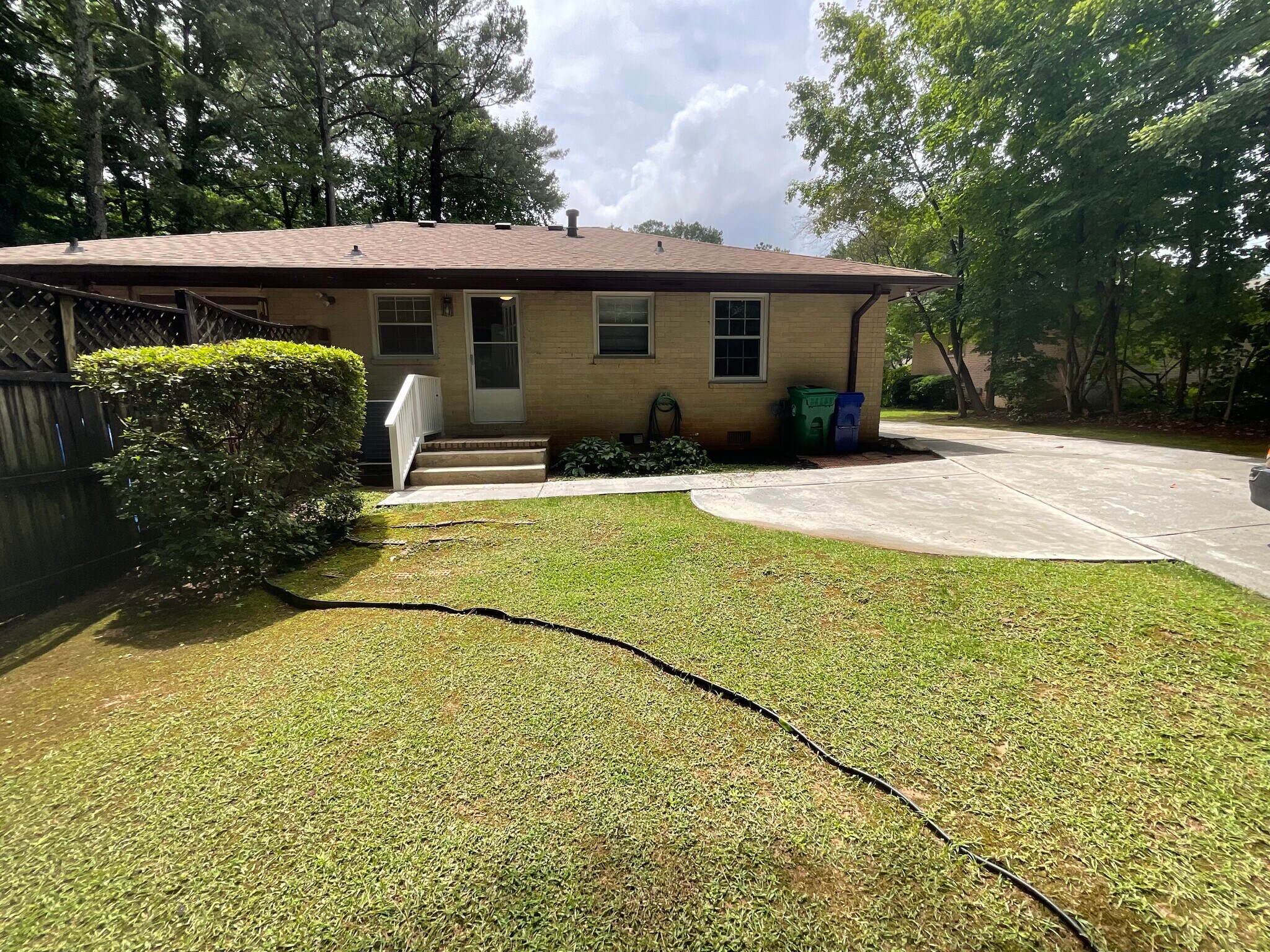 Backyard - 1671 Glenwyck Pl