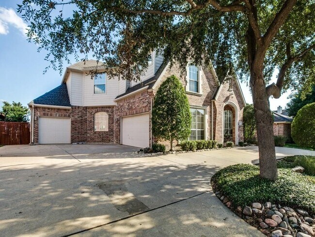 Building Photo - 1641 McGee Ln