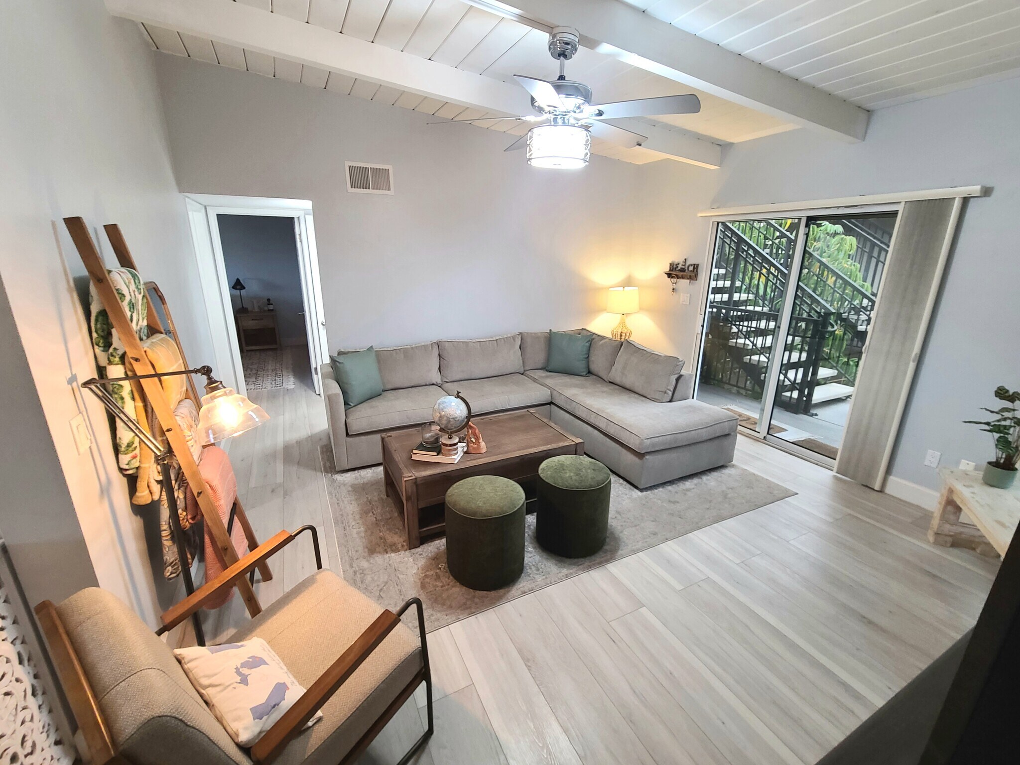 Building Photo - 460 Camino Del Mar