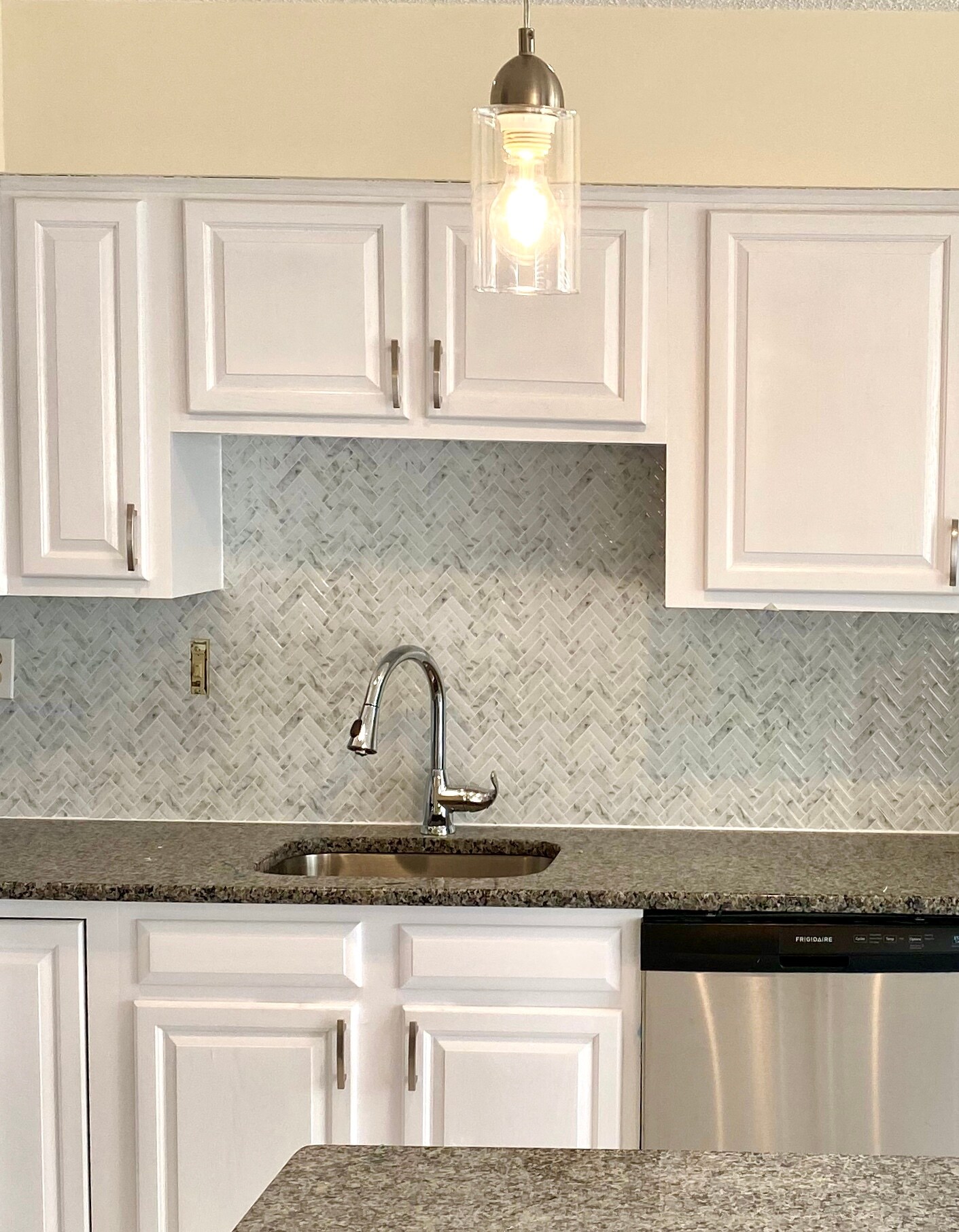 Building Photo - 67 Balboa Ln