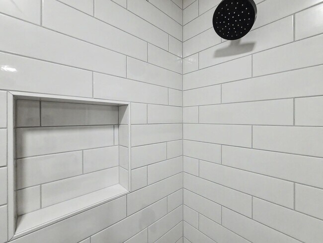 Building Photo - AVAILABLE APRIL 18th! Fully Remodeled Lower Unit with Private Entrance