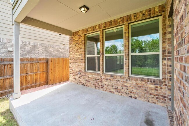 Building Photo - 19011 Pequenia Cove