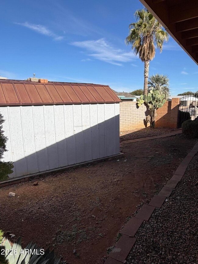 Building Photo - 1475 Via Viento