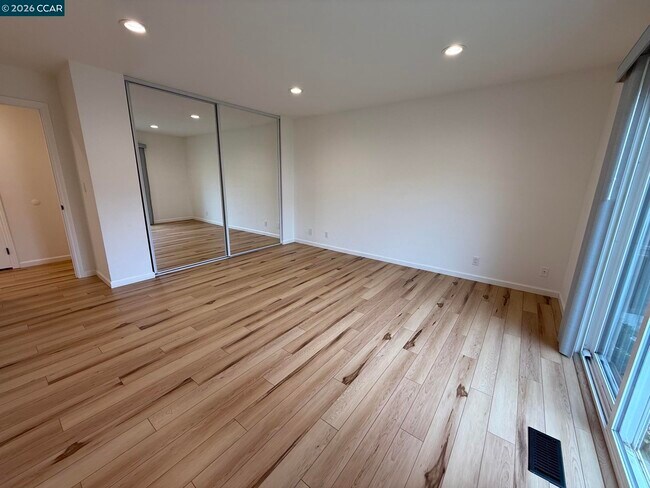 Building Photo - 4490 Leatherwood Ct