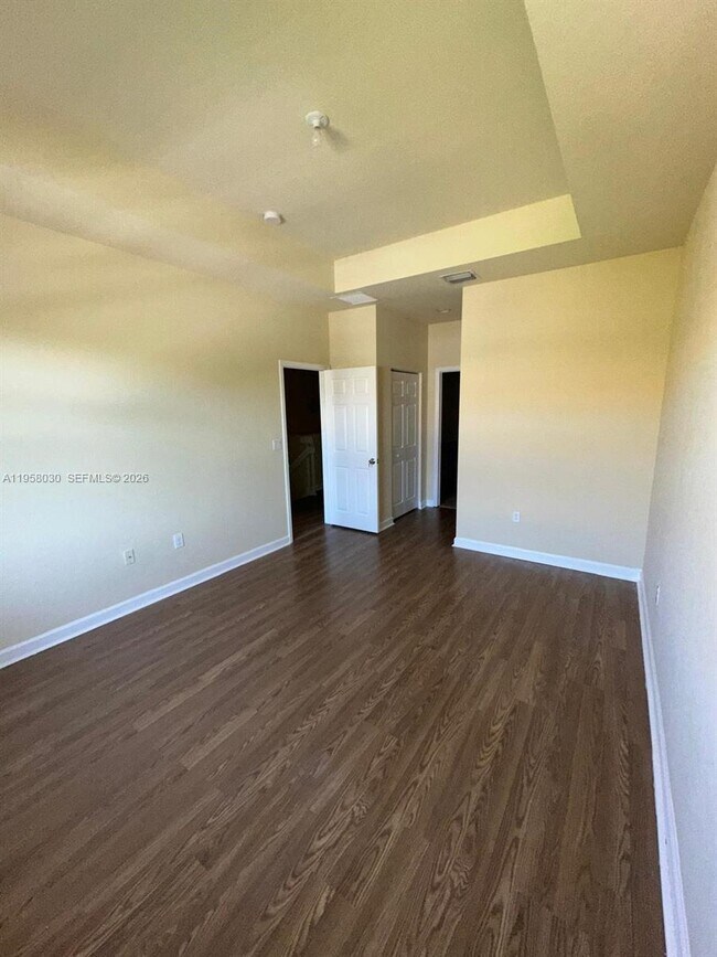 Building Photo - 3393 W 90th St