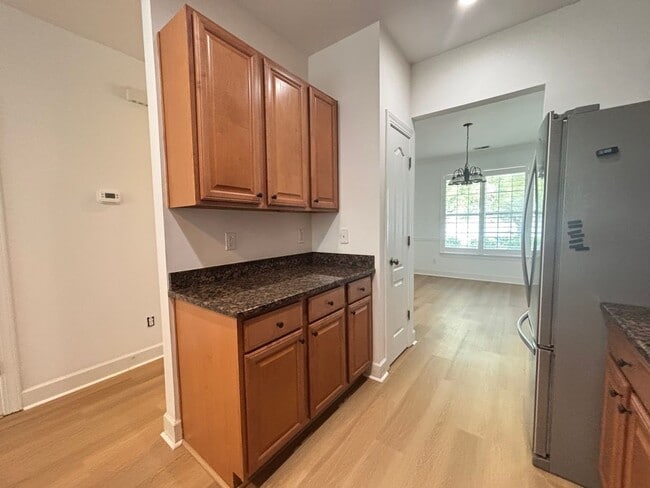 Building Photo - Beautiful 3-Bedroom, 3.5-Bath Townhome in ...
