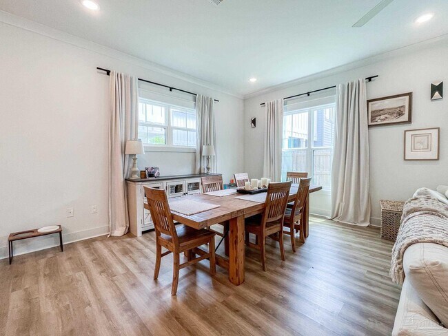 Building Photo - 13805 Red Drum Ct