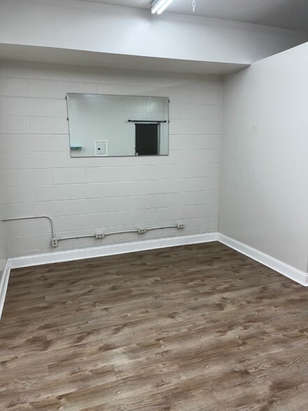 Building Photo - 702 Morro Bay Blvd