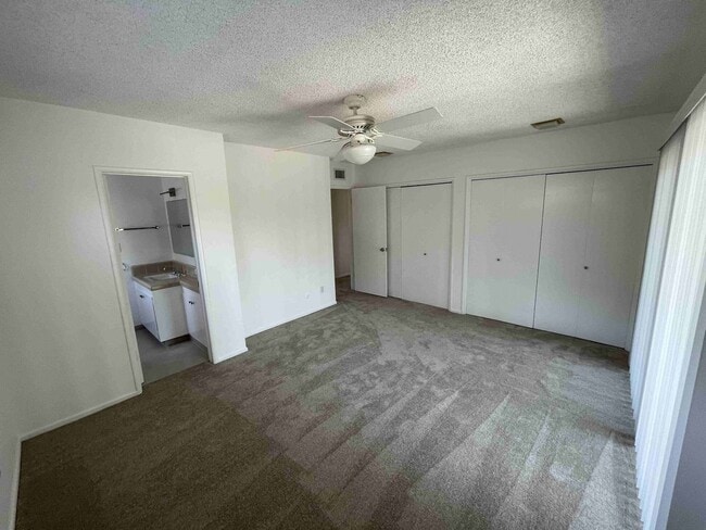 Building Photo - SOUTH OF THE BLVD. HOME IN WOODLAND HILLS!