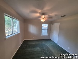 Building Photo - 205 Maple Dr