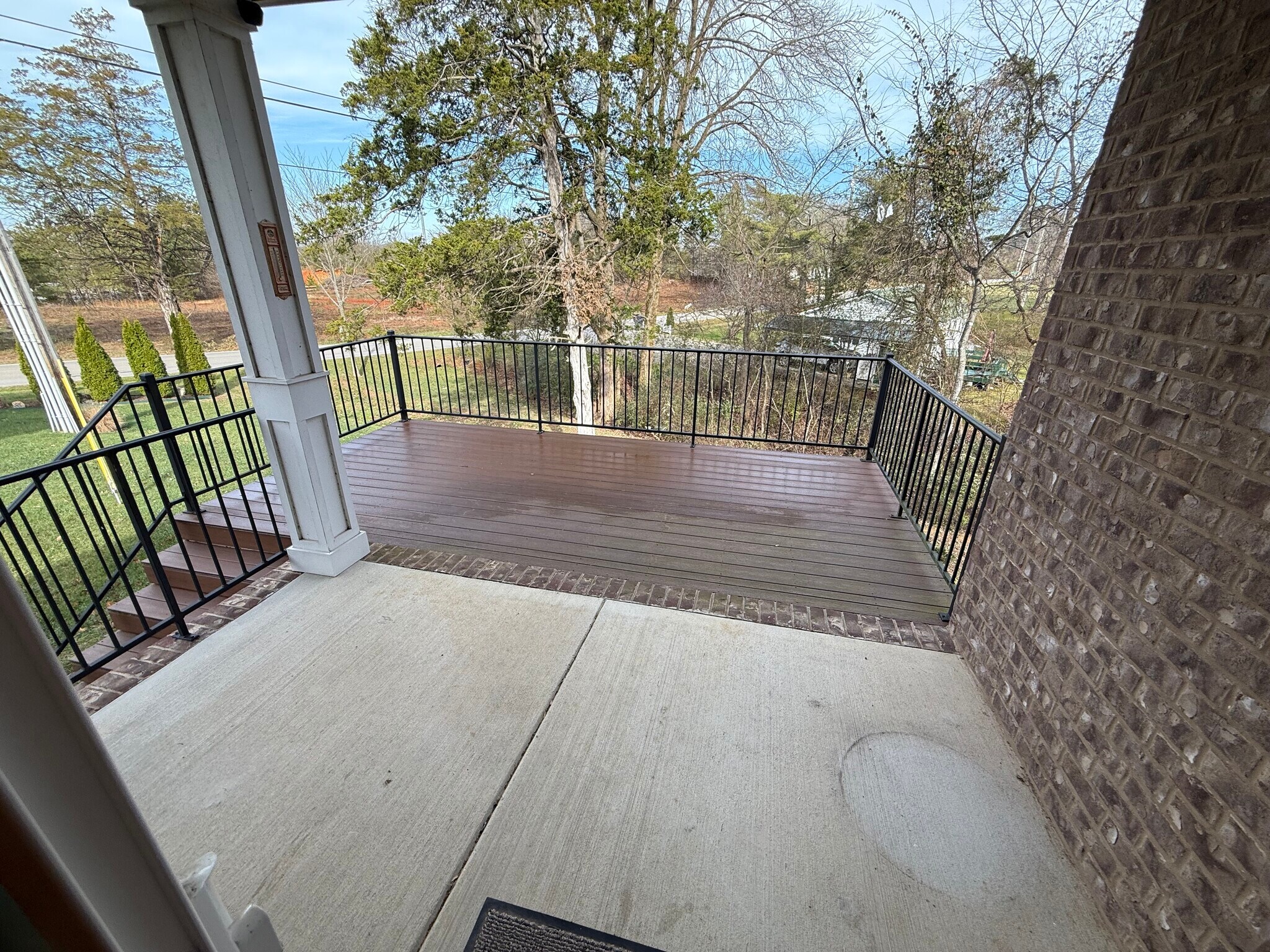 Building Photo - 1124 Cross Pointe Dr