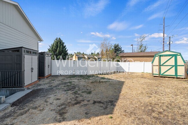 Building Photo - 4-Bedroom 2 Full Bath Home In The Valley -...