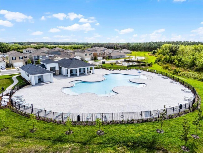 Building Photo - 544 Park Pl Blvd