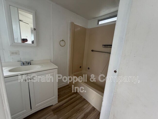 Building Photo - 7229 Halima Rd