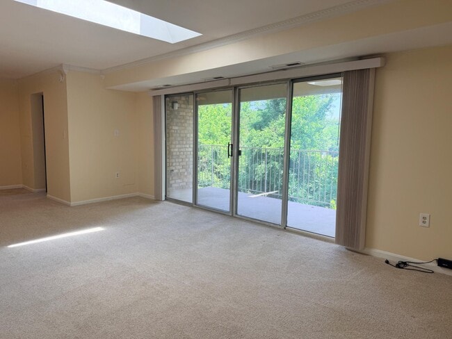 Building Photo - 2839 Kalmia Lee Ct