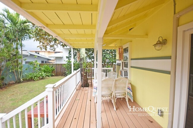 Building Photo - Live in Kailua Town!  Pet Friendly 3/2 with A/C - $4400