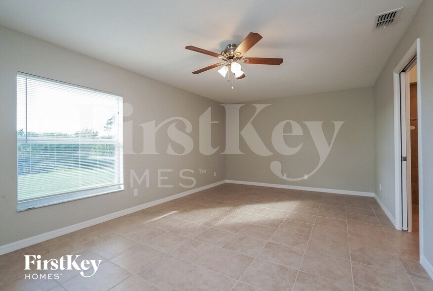 Building Photo - 12087 Helios Ave