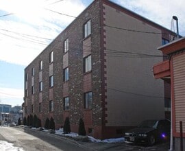 Building Photo - 54 Rose Park Ave