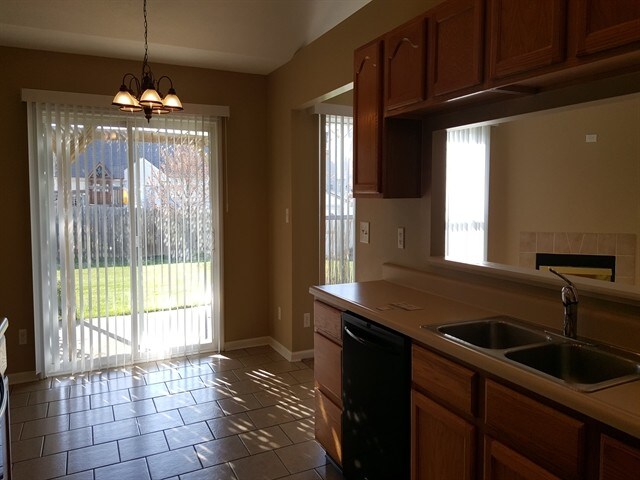 Building Photo - 9049 Marquis Dr