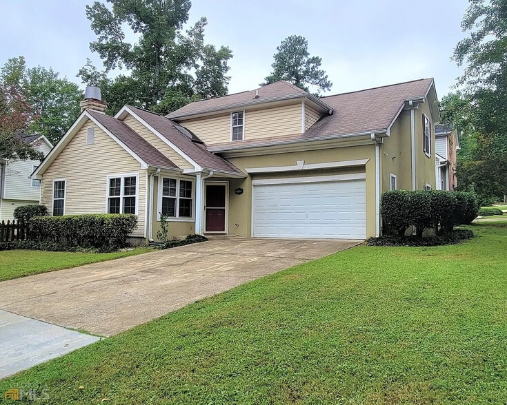 Building Photo - 512 N Fairfield Dr
