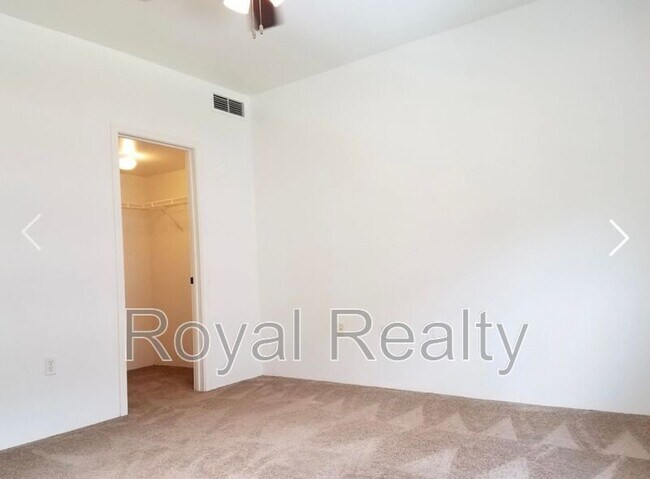 Building Photo - 7018 Hawaii Kai Dr