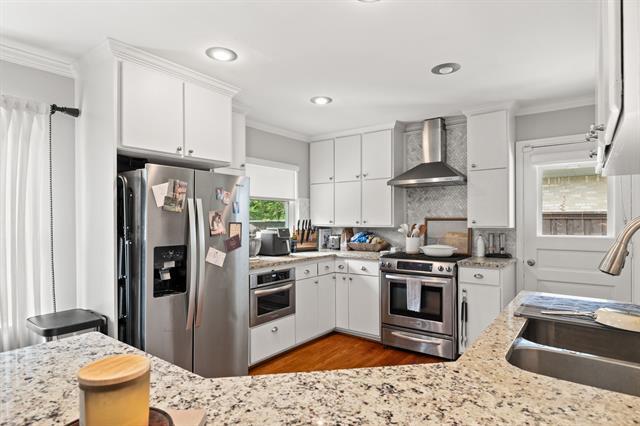 Building Photo - 6616 Pimlico Dr