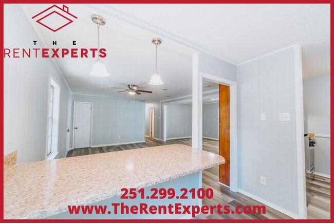 Building Photo - 3866 Hilton Dr