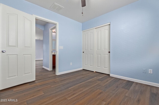 Building Photo - 36532 W Barcelona Ln