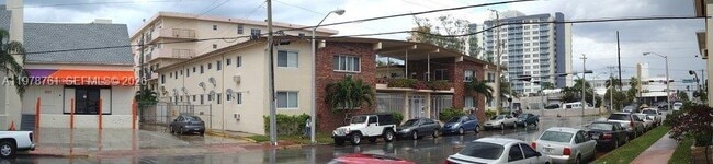 Building Photo - 305 69th St