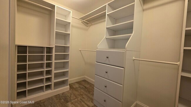 Building Photo - 3223 S Atlantic Ave