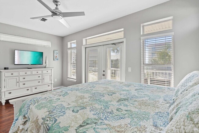 Building Photo - 2809 Scenic Hwy 98