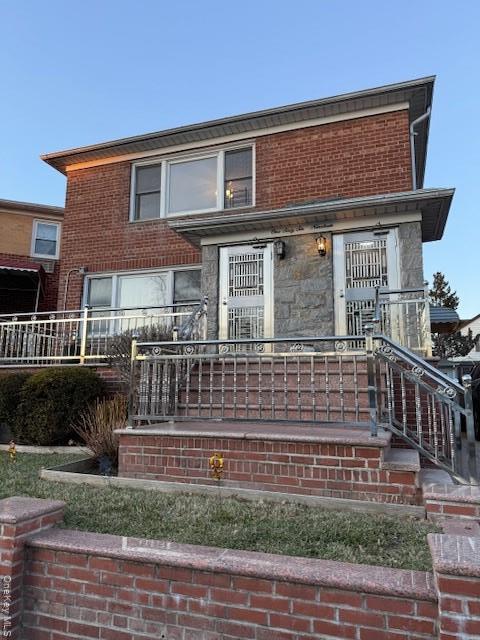 Building Photo - 166-19 25th Ave