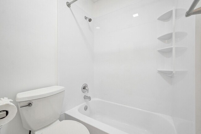 Building Photo - 1738 NE 52nd St