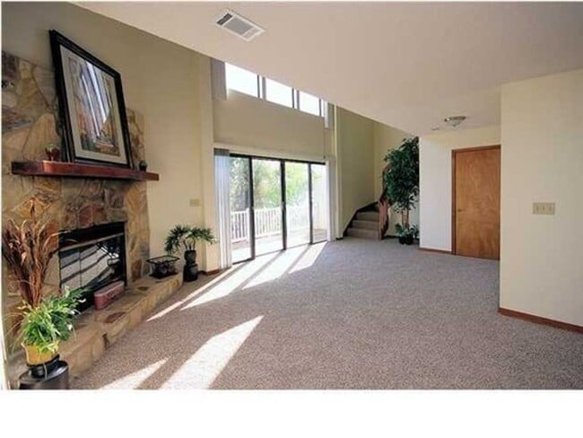 Building Photo - Waterfront Unit in Niceville