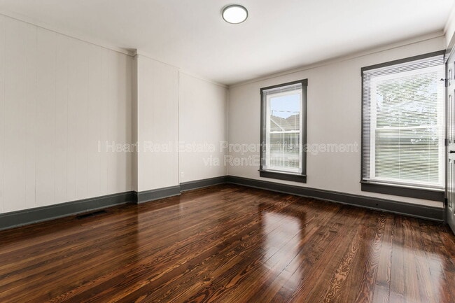 Building Photo - 24 S Princeton Ave