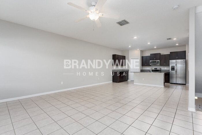 Building Photo - 5691 Mercado Dr
