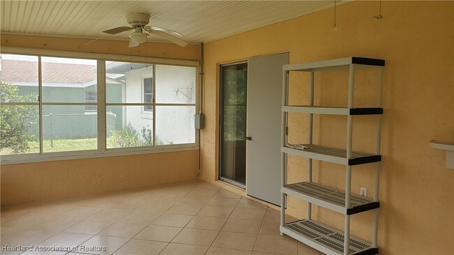 Building Photo - 2711 Orange Grove Dr