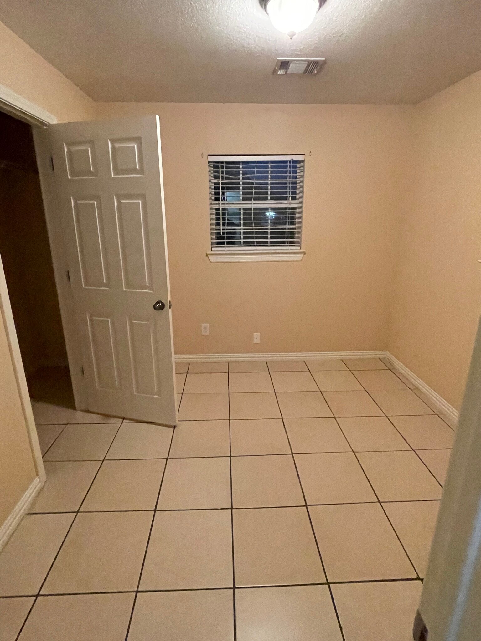 Office - 12301 Almeda Genoa Rd