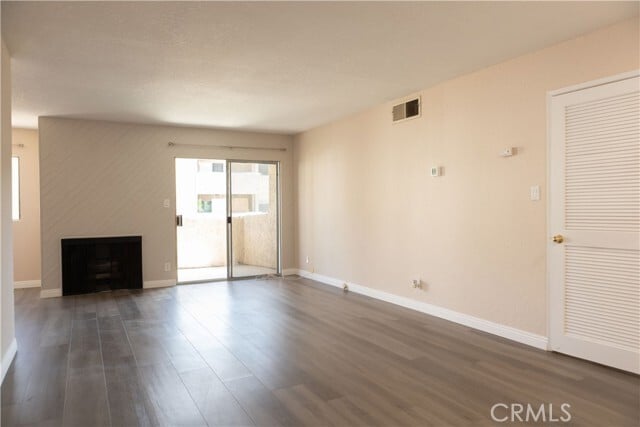 Building Photo - 2386 E Del Mar Blvd