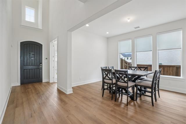 Building Photo - 3960 Medio Creek Dr